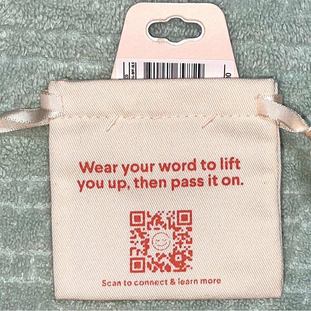 BRAND NEW! "LITTLE WORDS PROJECT" BEST FRIENDS BRACELET - Picture 3 of 3